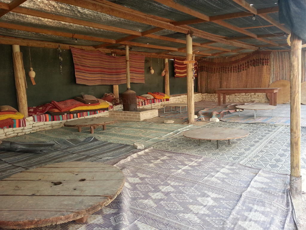 Incense And Spice Route Inn Zofar Номер фото
